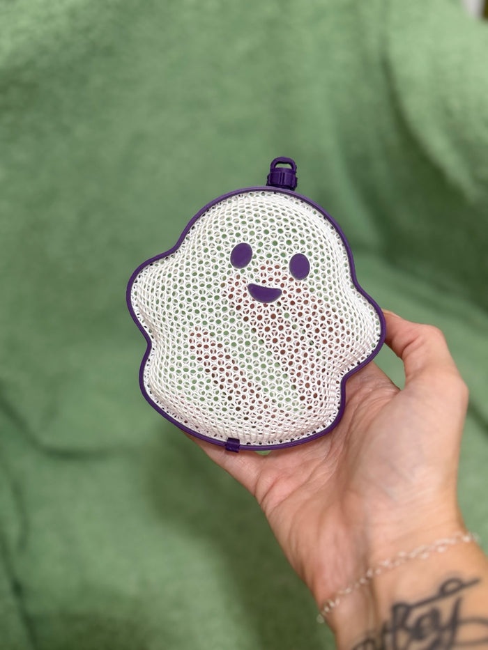 3D Printed Halloween Ghost Treat Holder